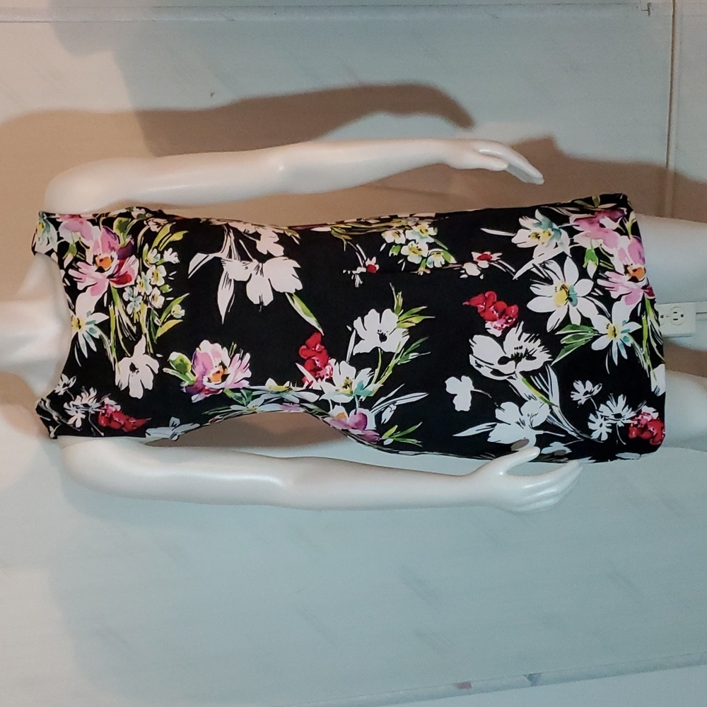 Laura floral black dress
